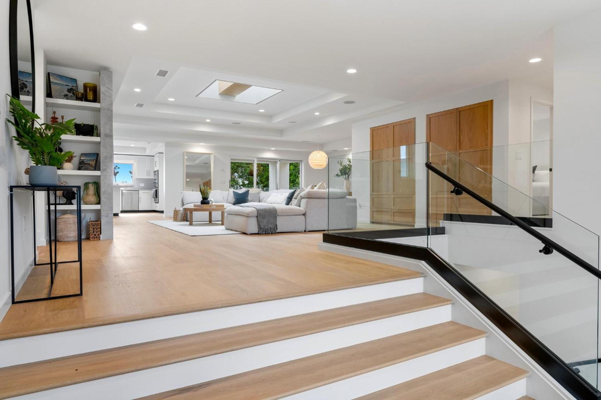 B5406 Shoreline Retreat