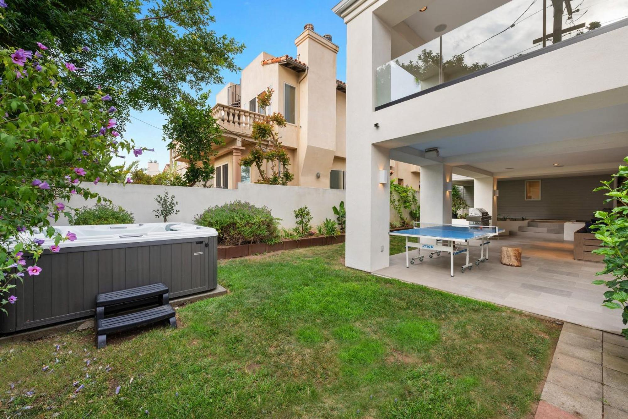B5406 Shoreline Retreat *